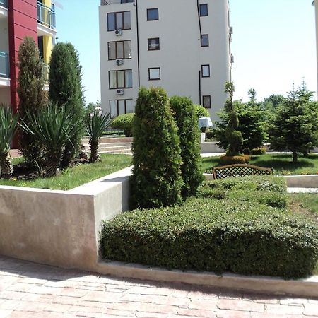 Elit 4 Apartments Słoneczny Brzeg Zewnętrze zdjęcie
