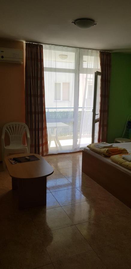 Elit 4 Apartments Słoneczny Brzeg Zewnętrze zdjęcie