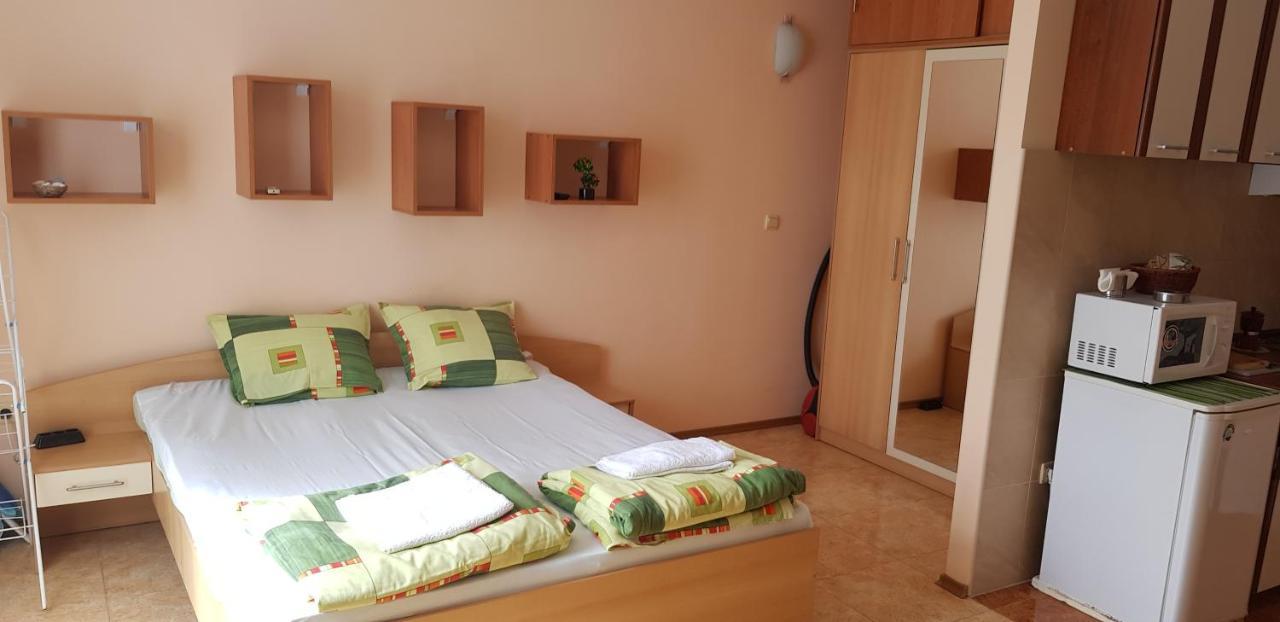 Elit 4 Apartments Słoneczny Brzeg Zewnętrze zdjęcie