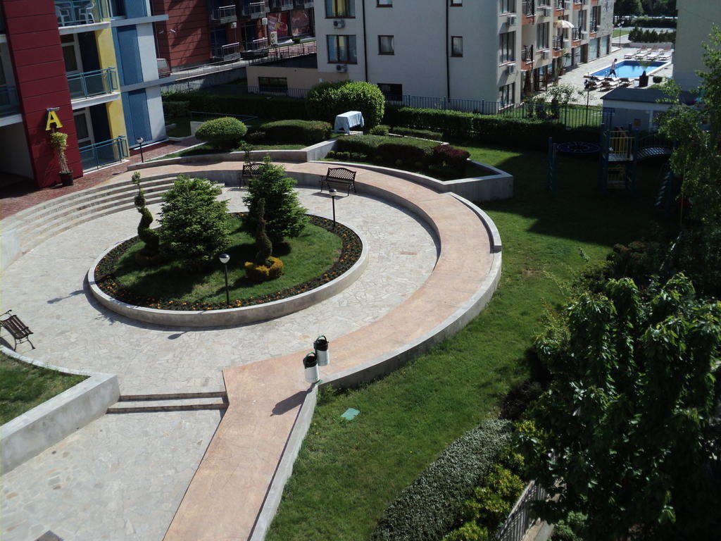 Elit 4 Apartments Słoneczny Brzeg Zewnętrze zdjęcie